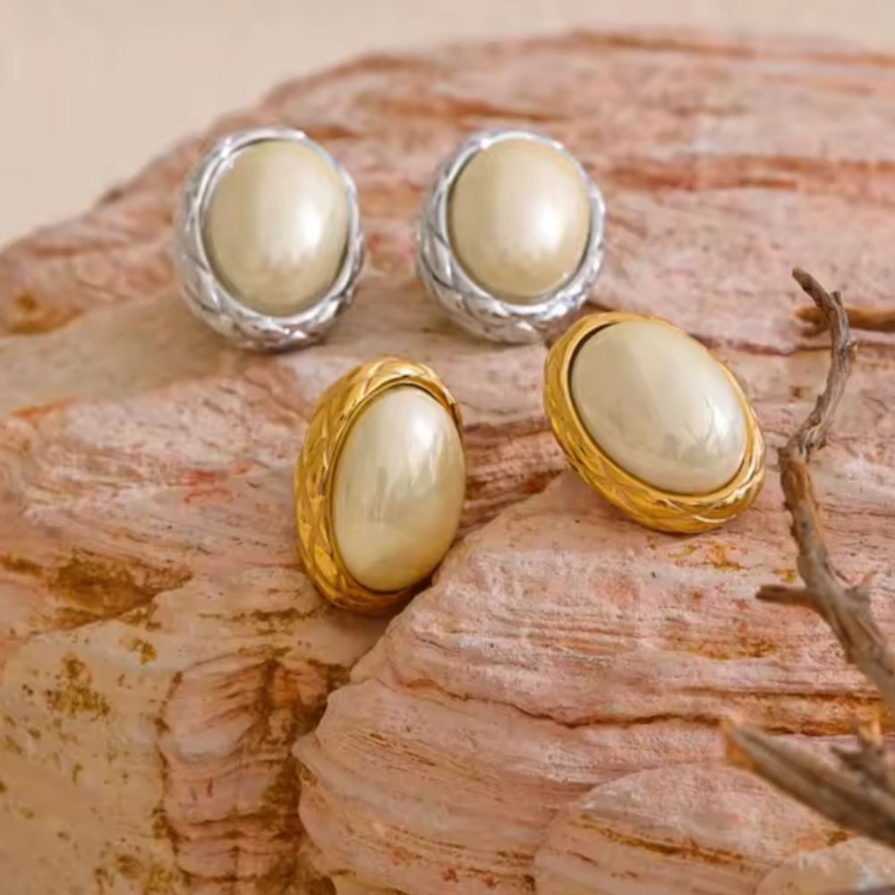 Luxury Vintage Style Oval Pearl Statement Earrings Gold Tone - Picture 7 of 16